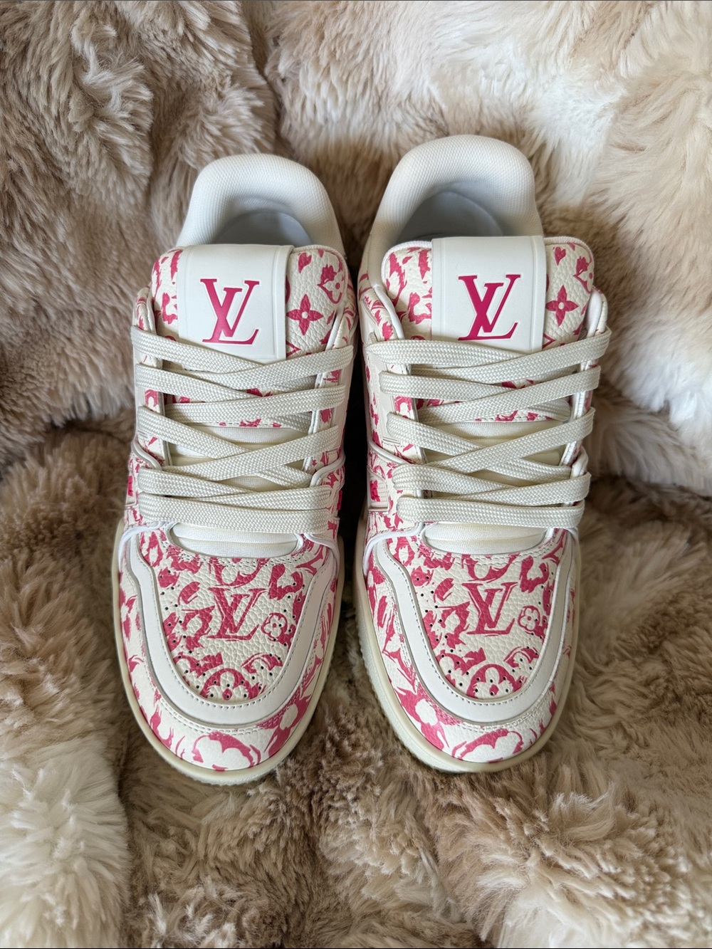 Louis Vuitton Cream and Pink Monogram Low-Top Sneakers - Women's
